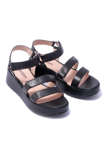 Босоножки женские Welfare 610146211/BLK/38