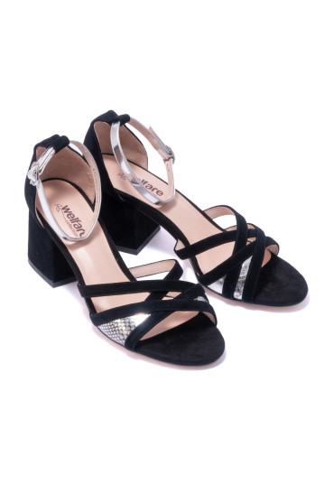 Босоніжки жіночі Welfare 610166341/BLK/38